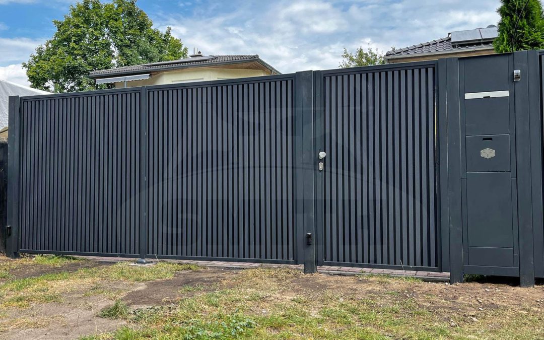 Metallzaun oder Schmiedeeisenzaun – was passt besser zu Ihrem Haus?